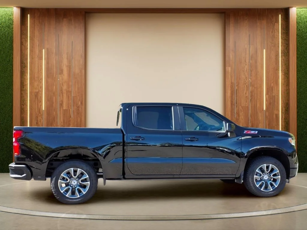 2026 Chevrolet Silverado 1500 RST - Photo 37
