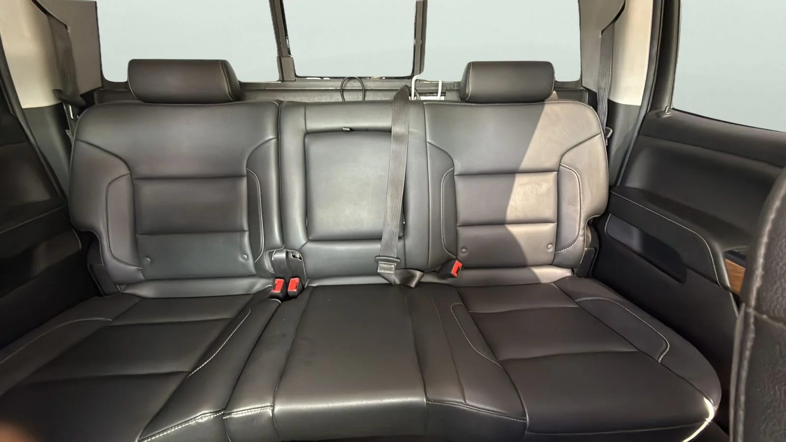 Used 2019 White Chevrolet LTZ image 21