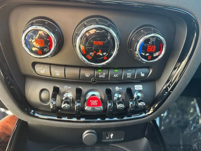 2022 MINI Clubman John Cooper Works - Photo 16