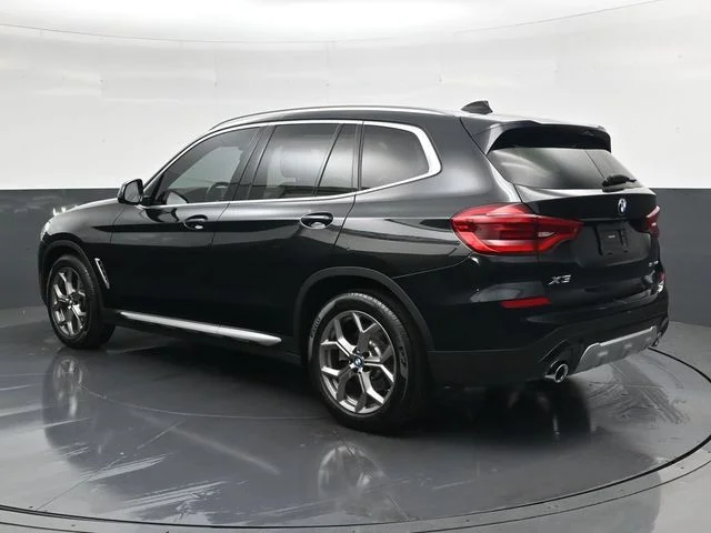 Used 2021 Black BMW sDrive30i image 7