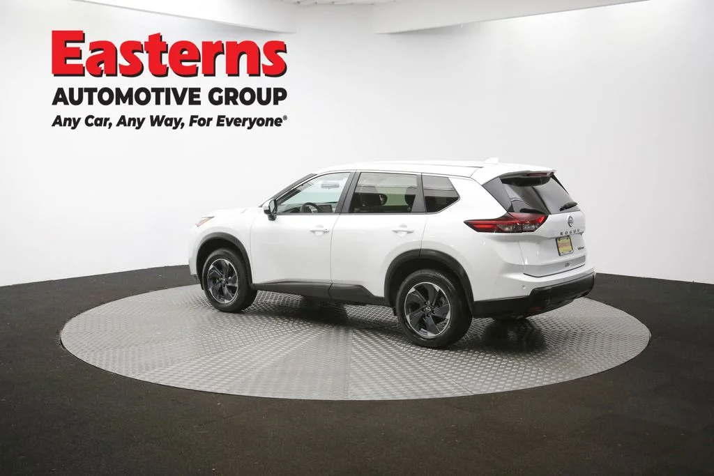 Used 2024 White Nissan SV image 62
