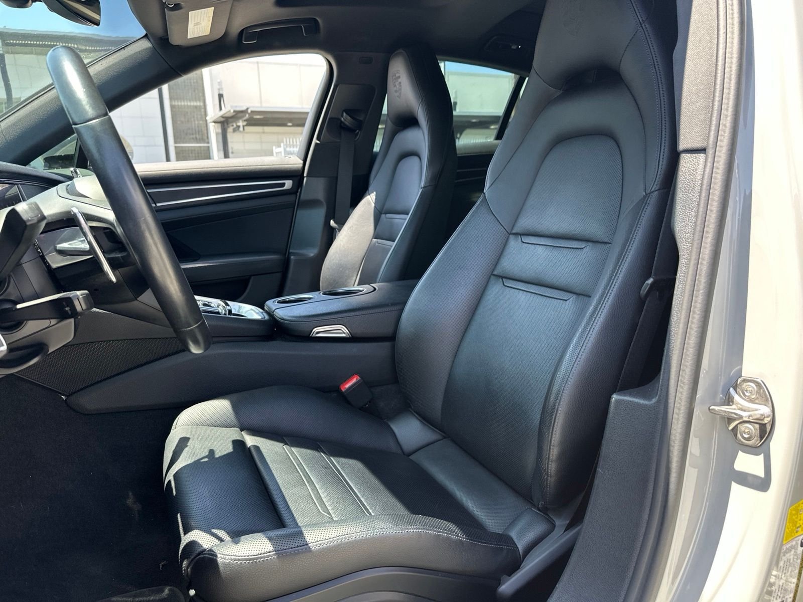 Used 2023 Chalk Porsche Platinum Edition image 10