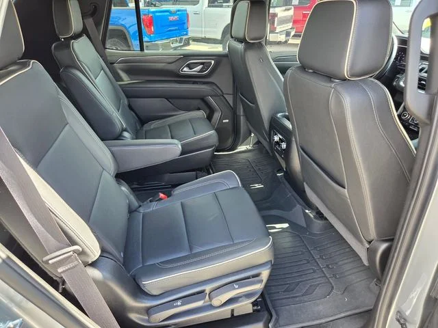 Used 2024 Silver GMC SLT image 15