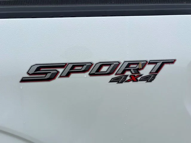 Used 2021 White Ford XL image 24