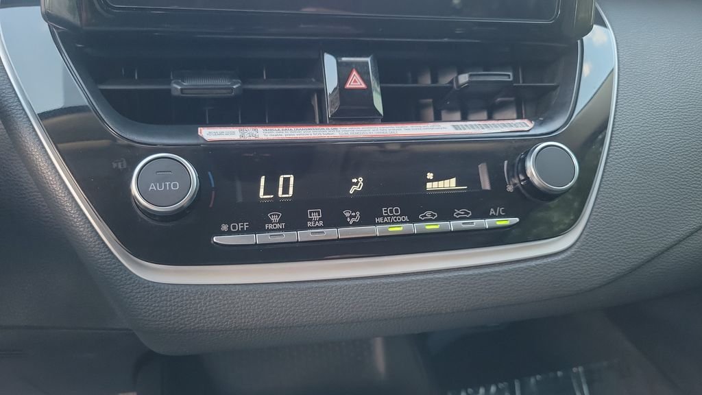 Certified Used 2025  Toyota LE image 15