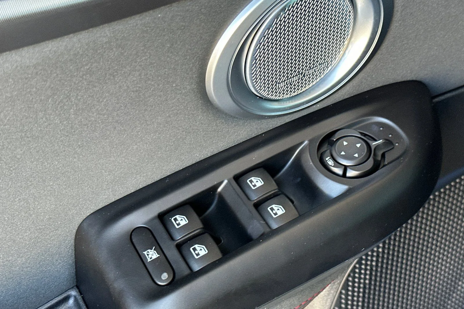 2024 Dodge Hornet R/T Plus - Photo 11