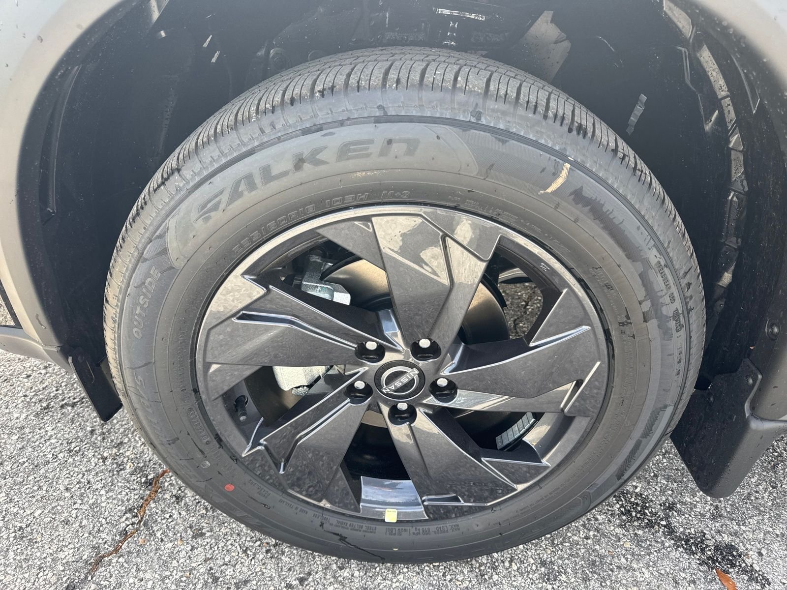 New 2026 Nissan Rogue SV 4D Sport Utility