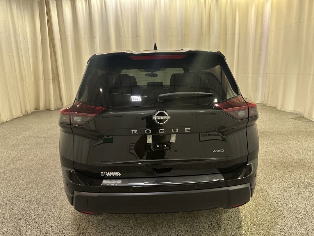 2026 Nissan Rogue SV - Photo 7
