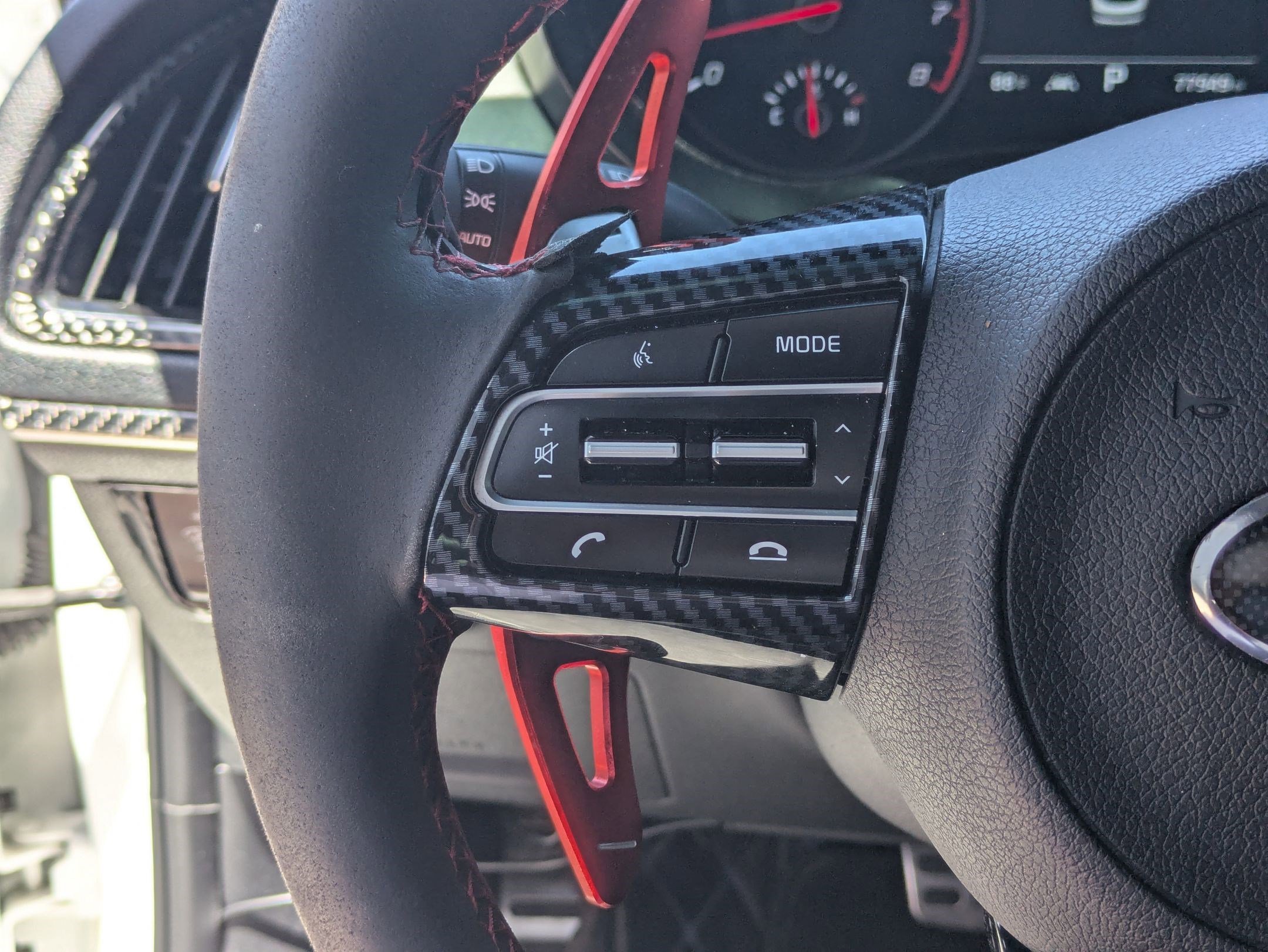 Used 2020 Snow White Pearl Kia GT1 image 15