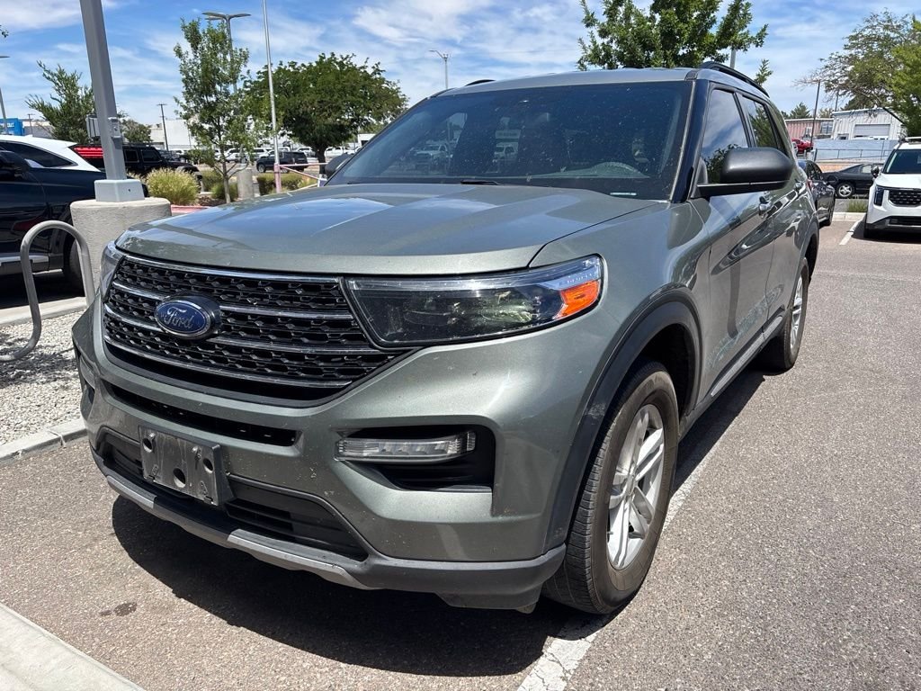 Used 2020 Green Ford XLT image 2