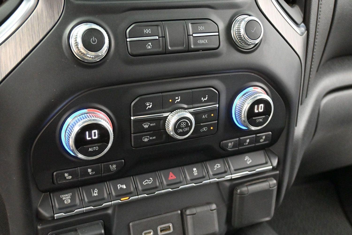Used 2020 Onyx Black GMC Denali image 24