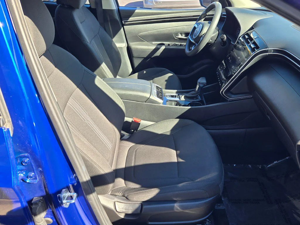Used 2024 Blue Hyundai SEL image 6