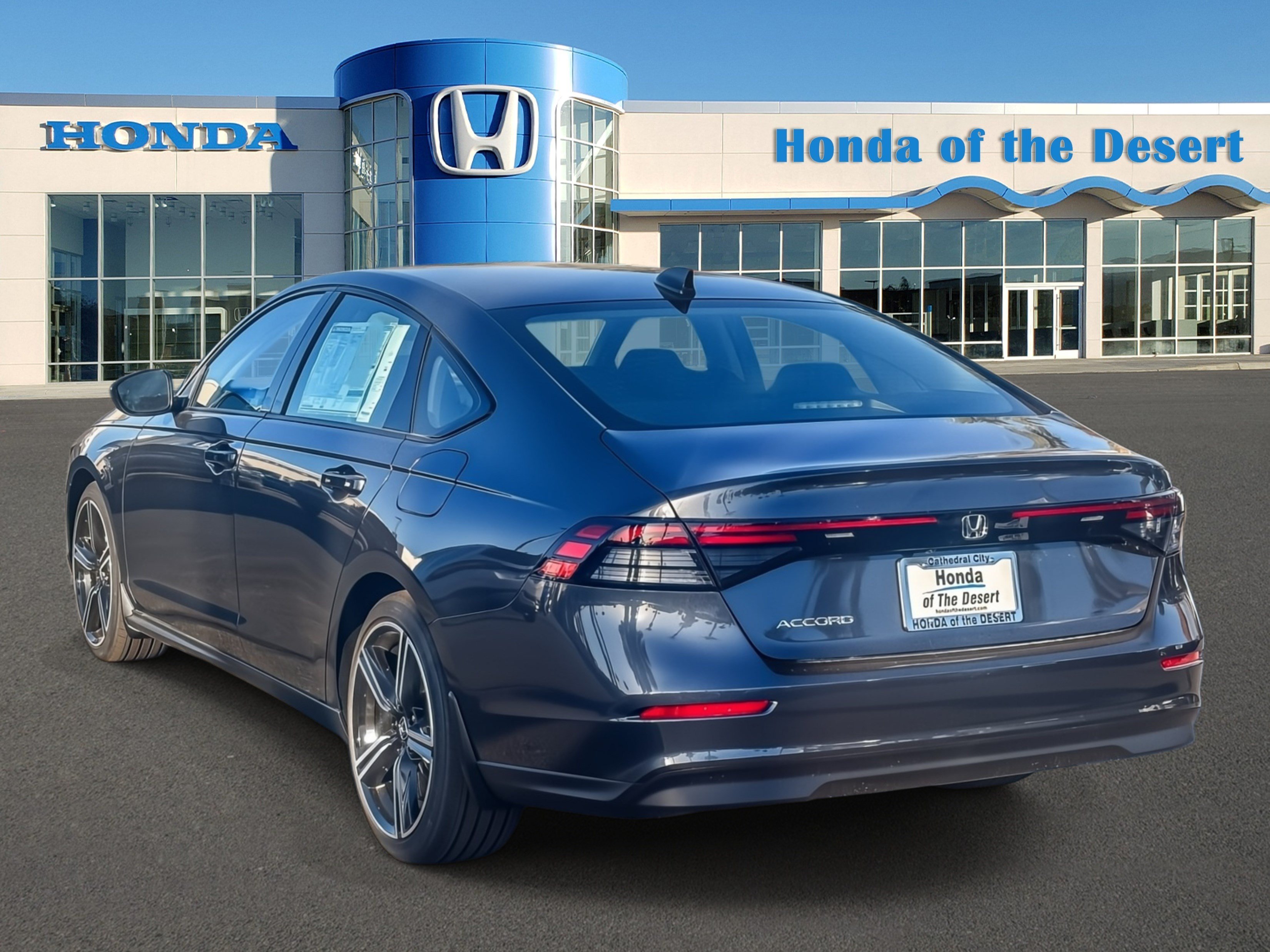 New 2026 Meteorite Gray Metallic Honda SE image 4