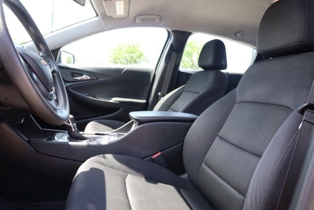 Used 2025 Gray Chevrolet LS image 16