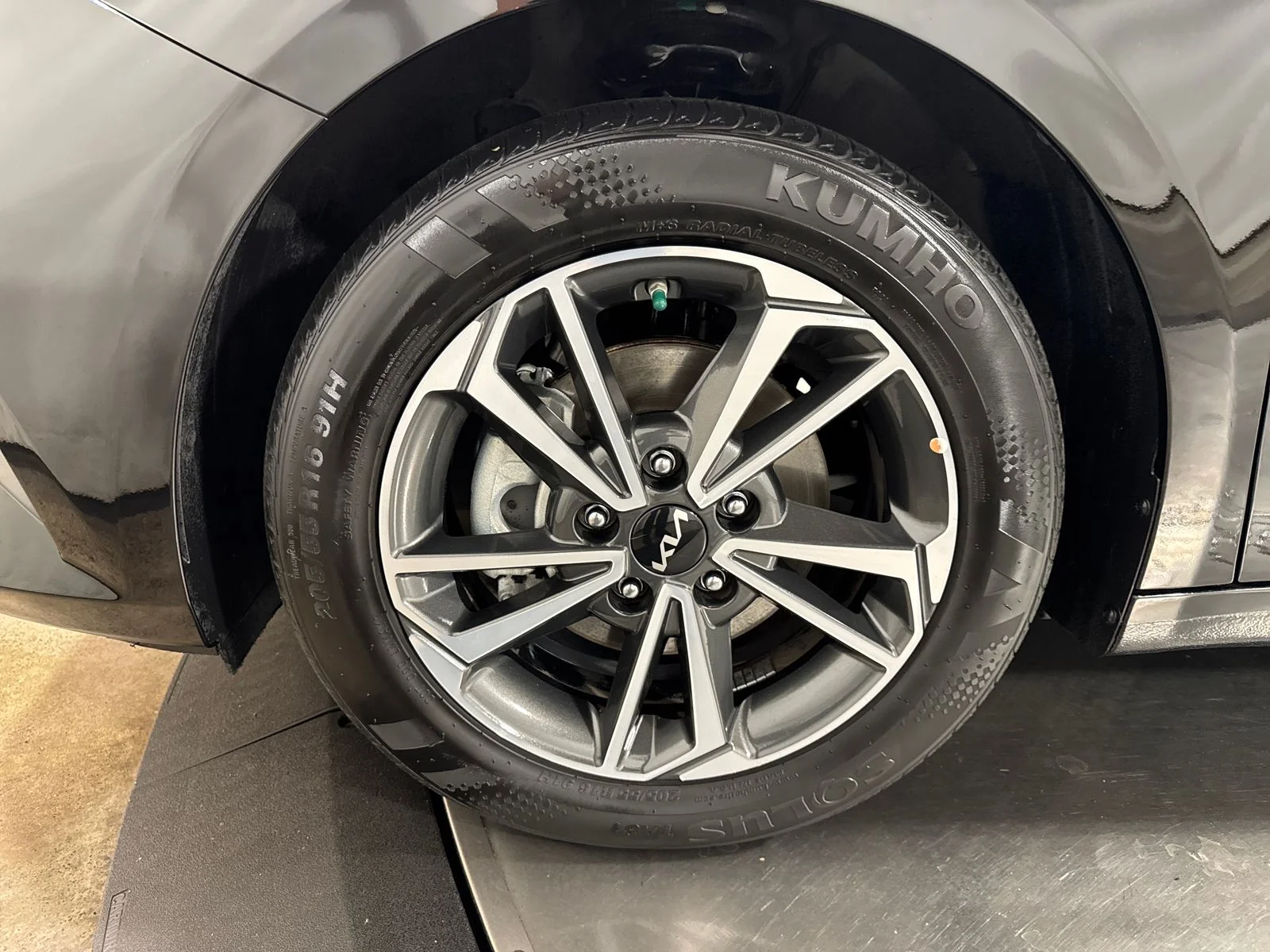 3KPF24AD8PE667042