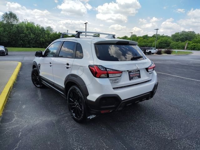 New 2025 White Mitsubishi 2.0 SE image 5