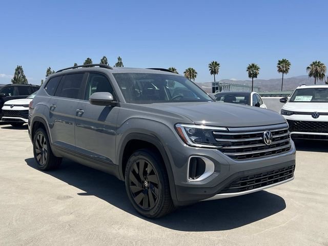 New 2026 Gray Volkswagen SE w/Technology image 8