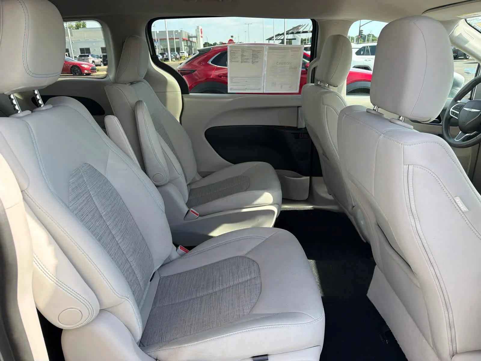 Used 2018 Billet Silver Metallic Clearcoat Chrysler Hybrid Touring Plus image 11