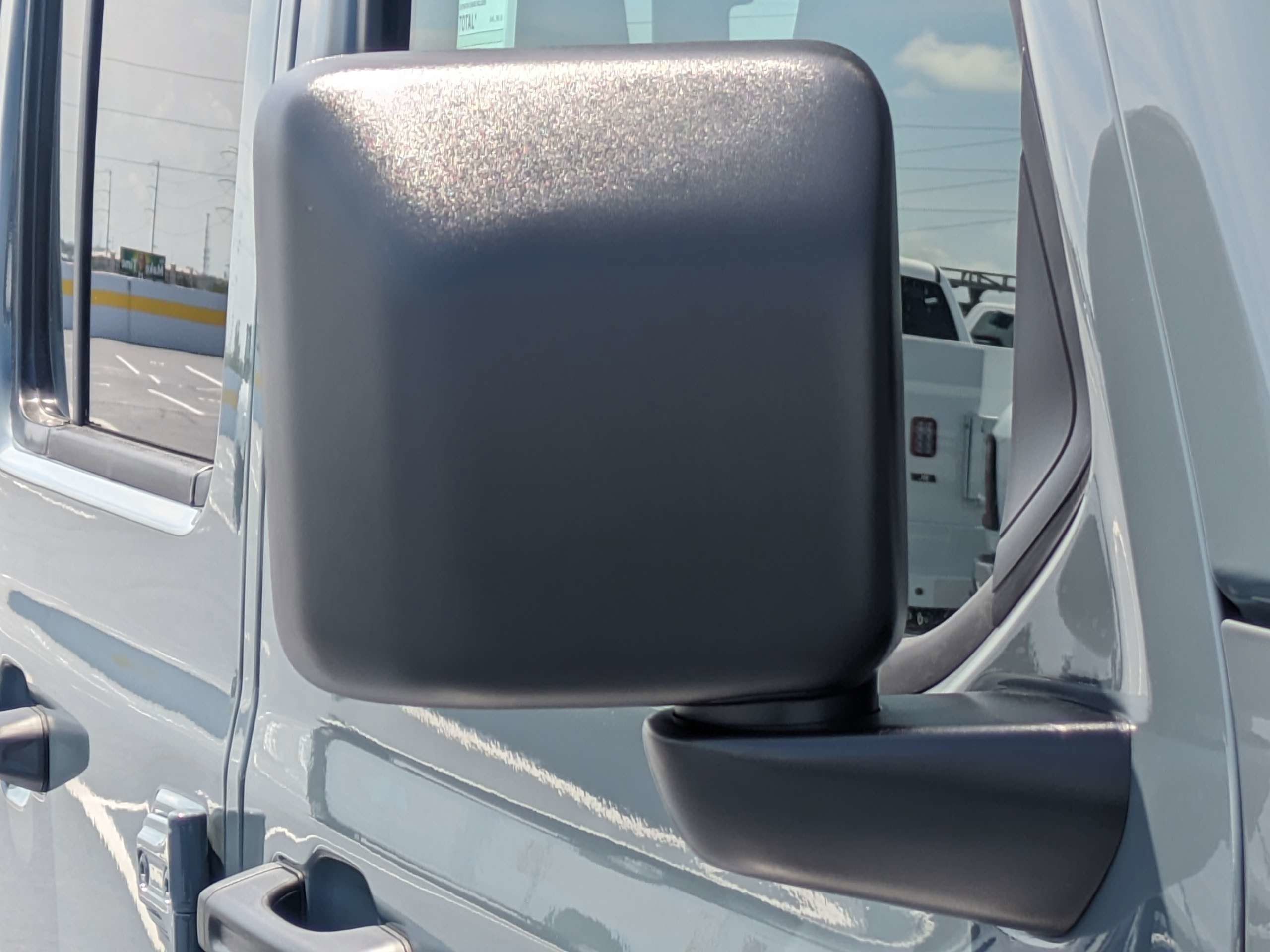 New 2026 Anvil Clear-Coat Exterior Paint Jeep Sport S image 11