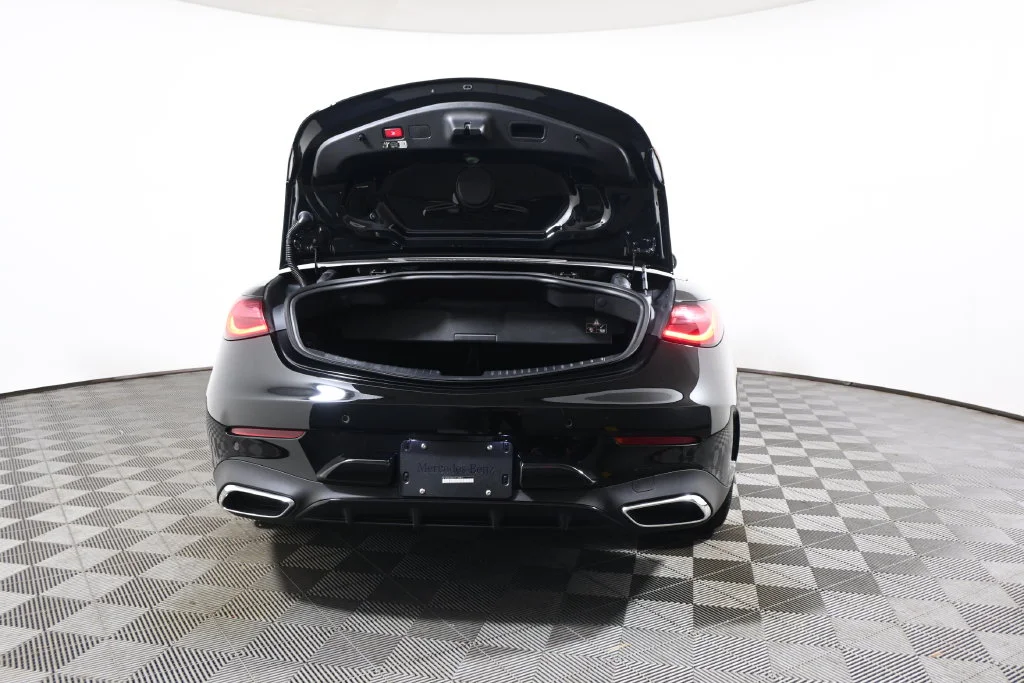 New 2027 Black Mercedes-Benz CLE 300 image 40