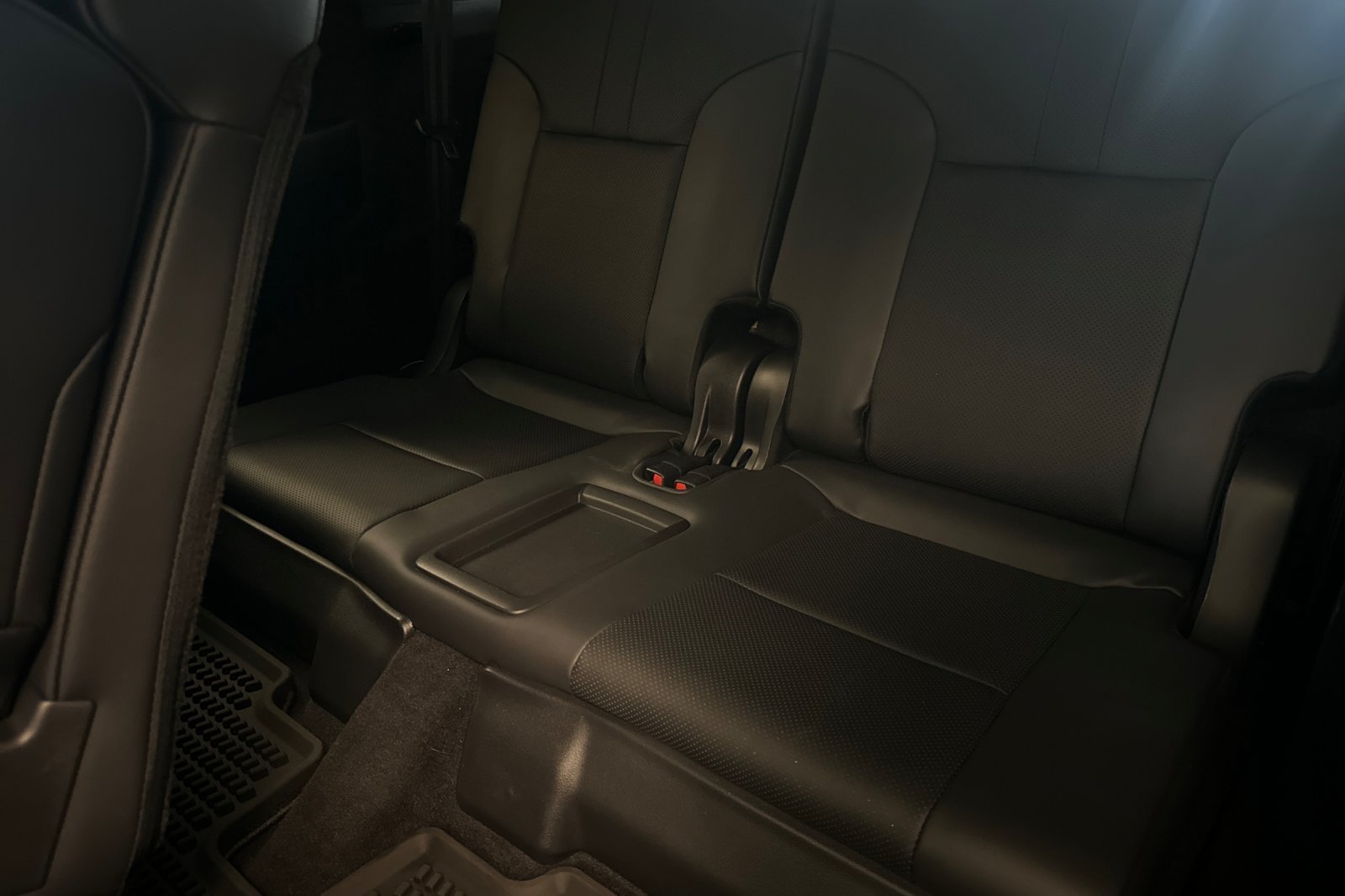 2026 Lexus LX 700h F-Sport - Photo 15