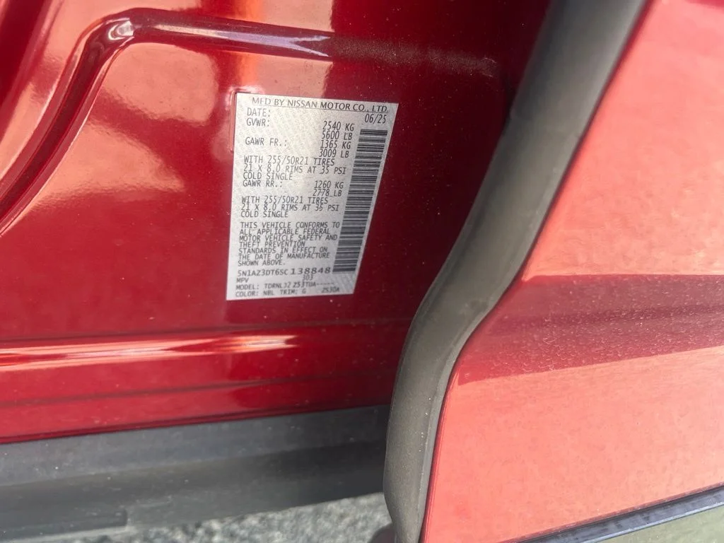 Used 2025 Red Nissan Platinum image 8
