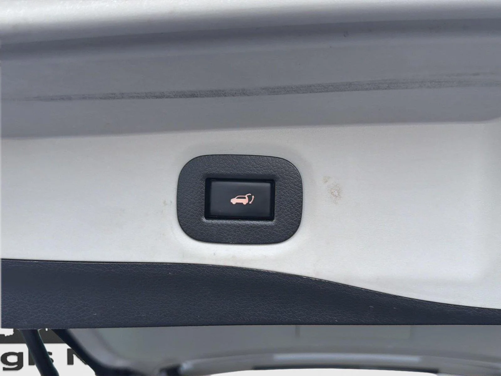 Used 2018 Gun Metallic Nissan SV image 27