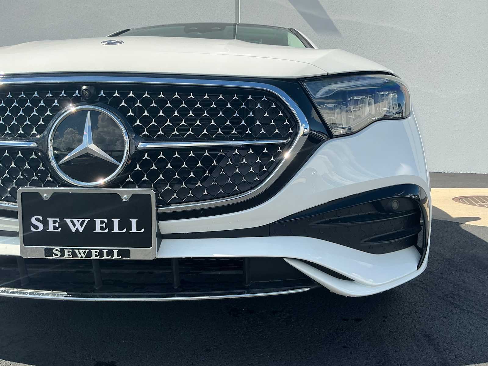 Certified Used 2026 Polar White Mercedes-Benz E 350 image 7