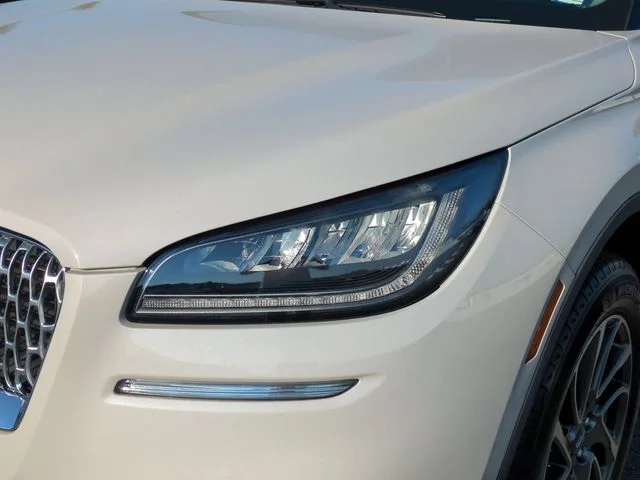 Used 2020 White Lincoln Standard image 9