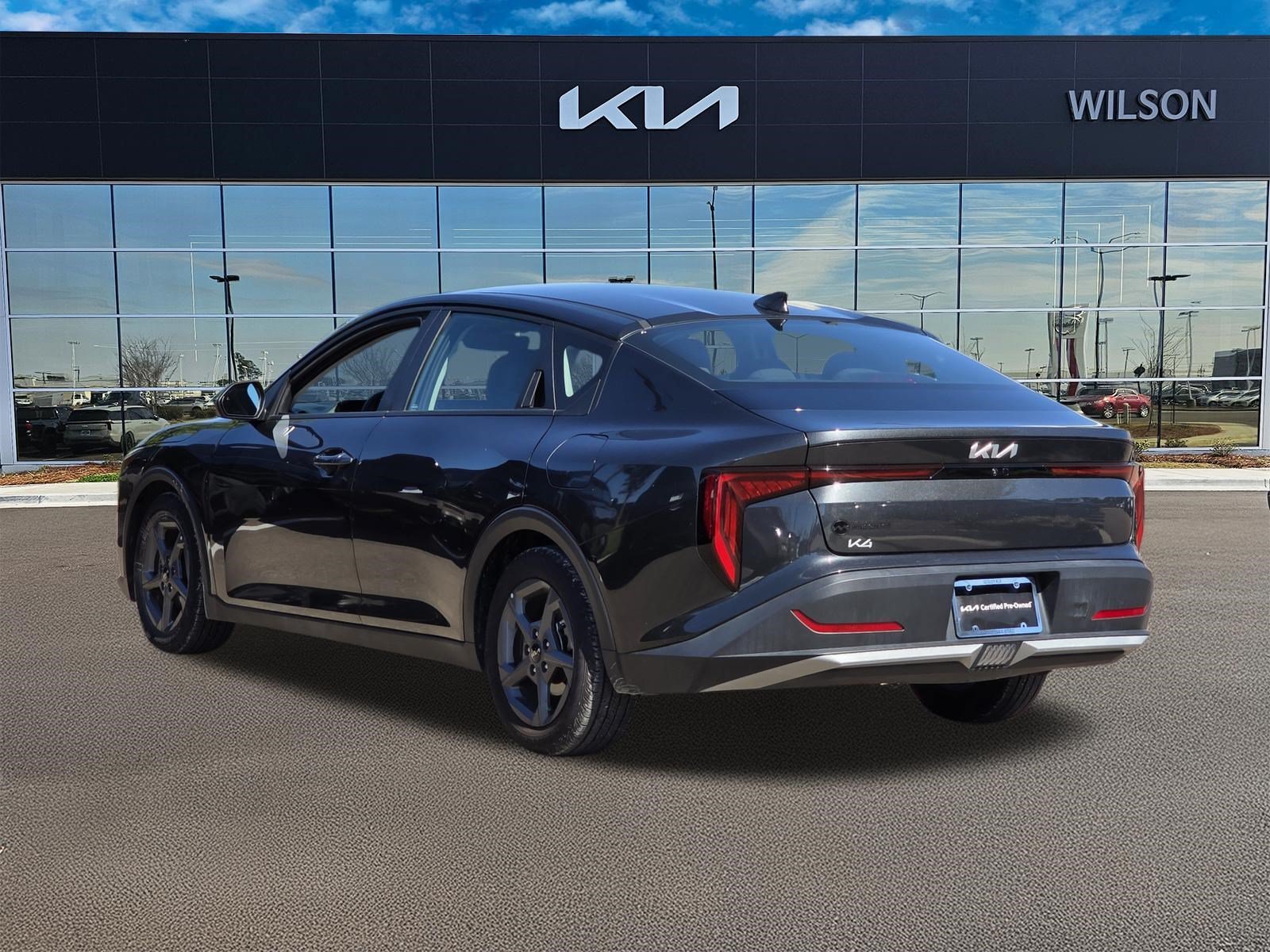 Used 2025 Gray Kia LXS image 5