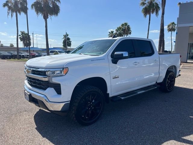 Used 2024 White Chevrolet LT image 3