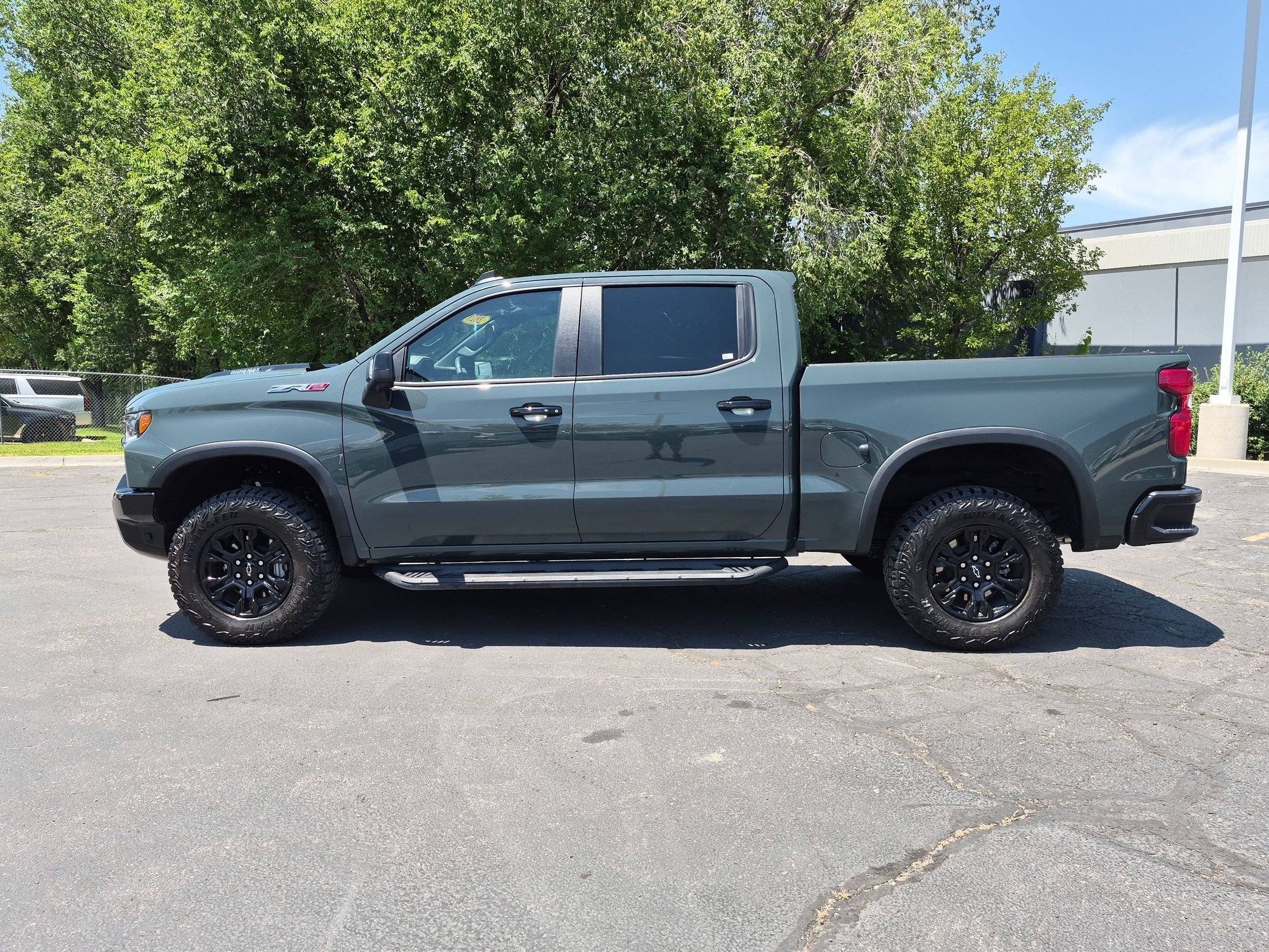 Used 2025 Cypress Gray Chevrolet ZR2 image 2