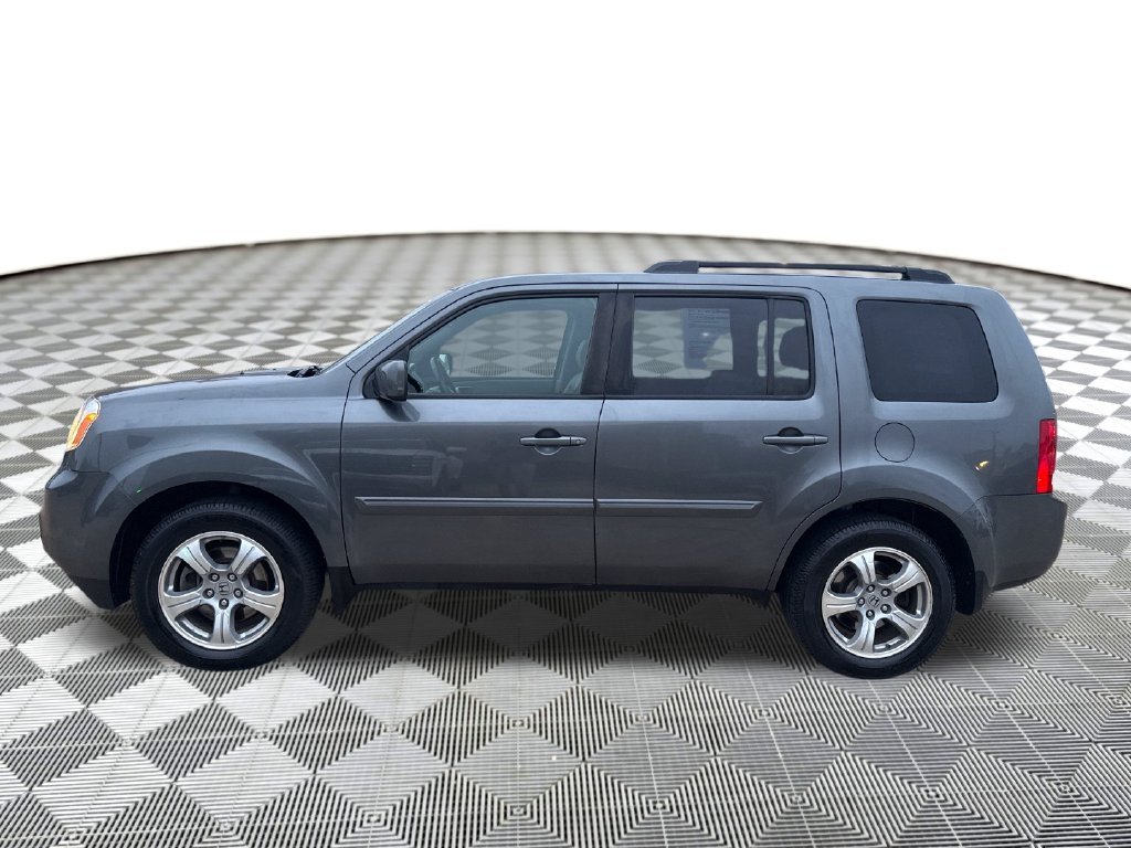 Used 2013 Gray Honda EX-L image 2