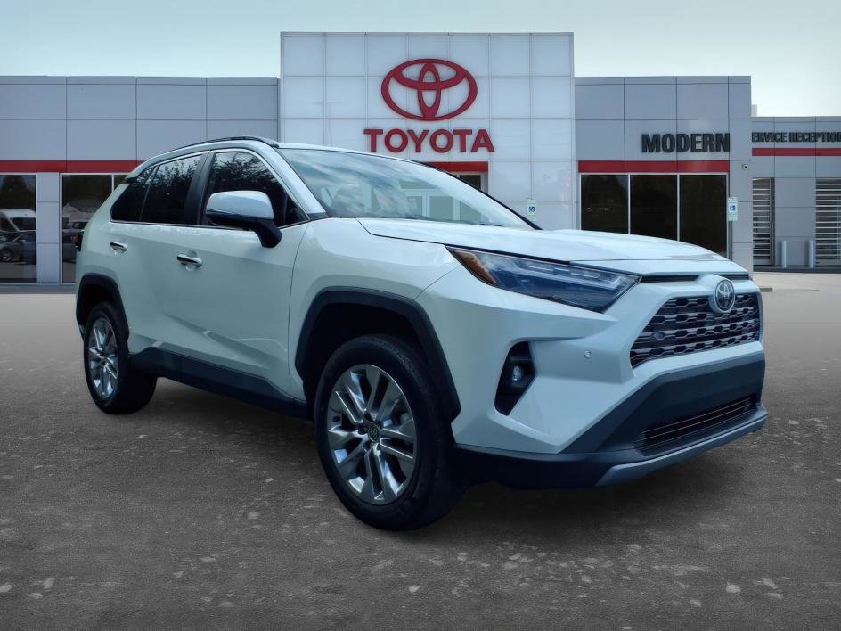 Used 2022 Blizzard Pearl Toyota Limited image 10