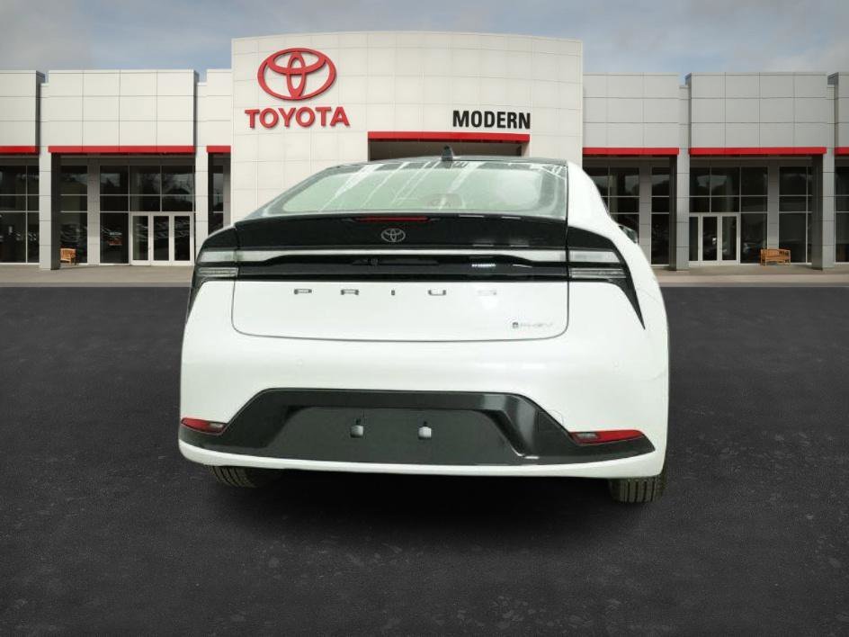 New 2026 Wind Chill Pearl Toyota XSE Premium image 18