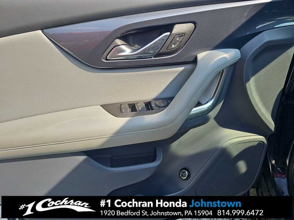 Used 2020 Midnight Blue Metallic Chevrolet LT image 18