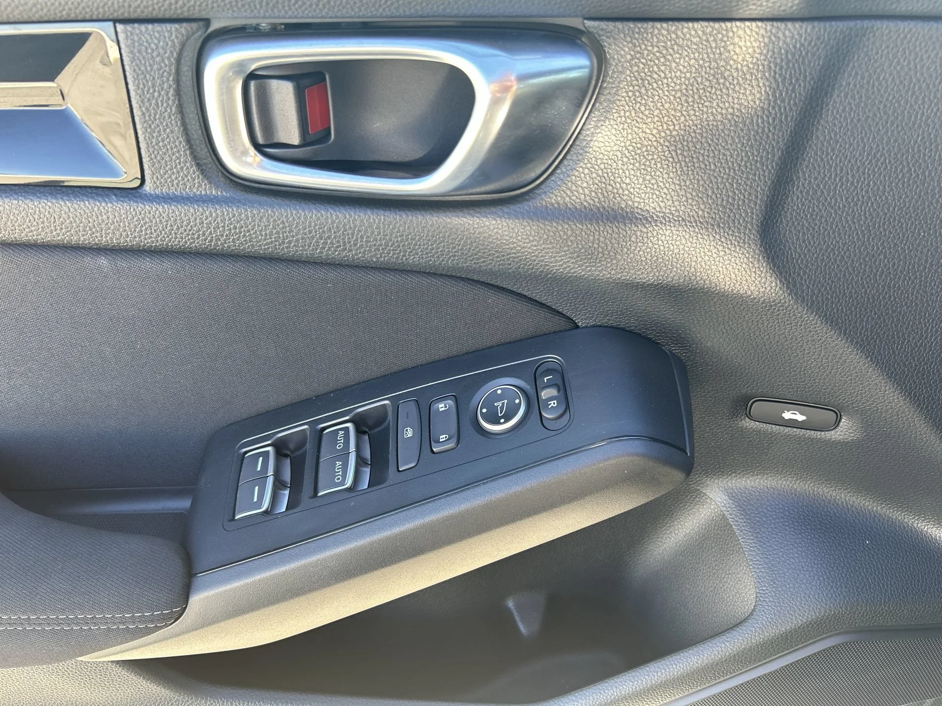 2026 Honda Civic Sport - Photo 15