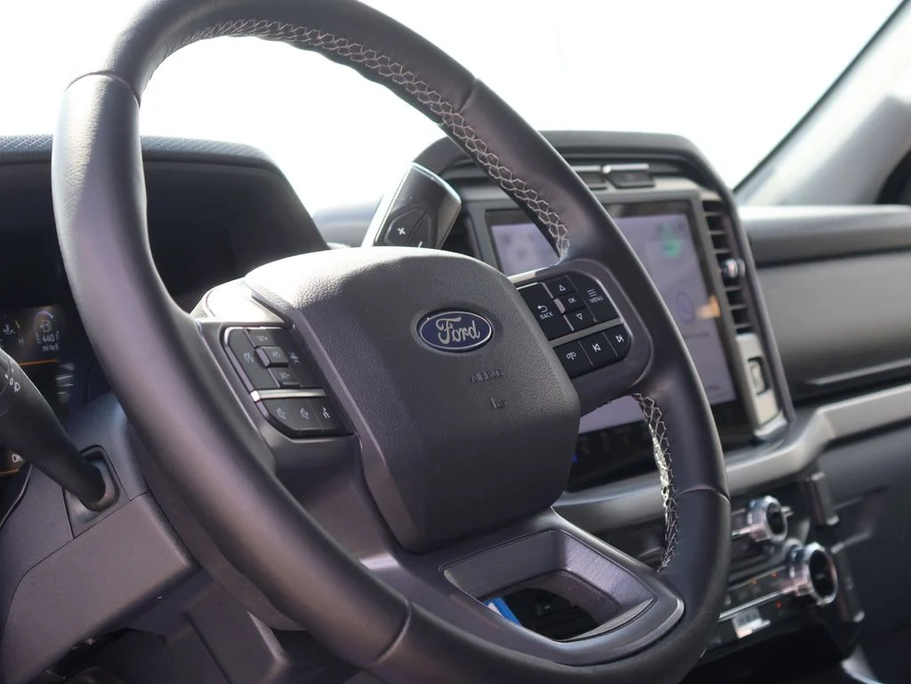 Used 2024 Silver Ford XLT image 26