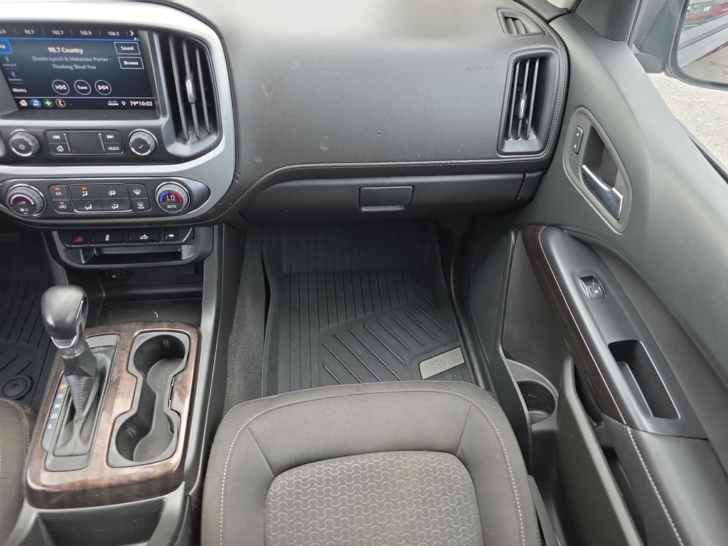 Used 2022 Onyx Black GMC Elevation image 20