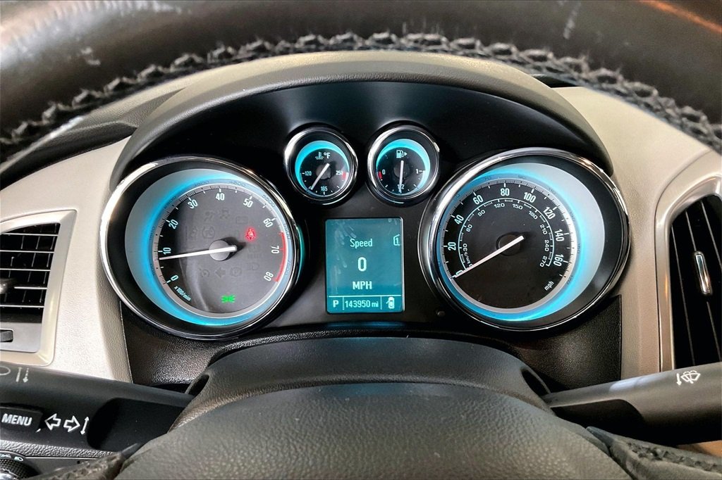 2013 BUICK VERANO - Image 19