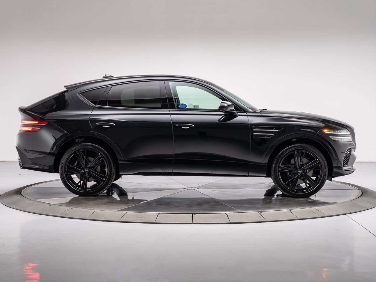 New 2026 Vik Black Genesis 3.5T E-SC MHEV PRESTIGE BLACK image 6