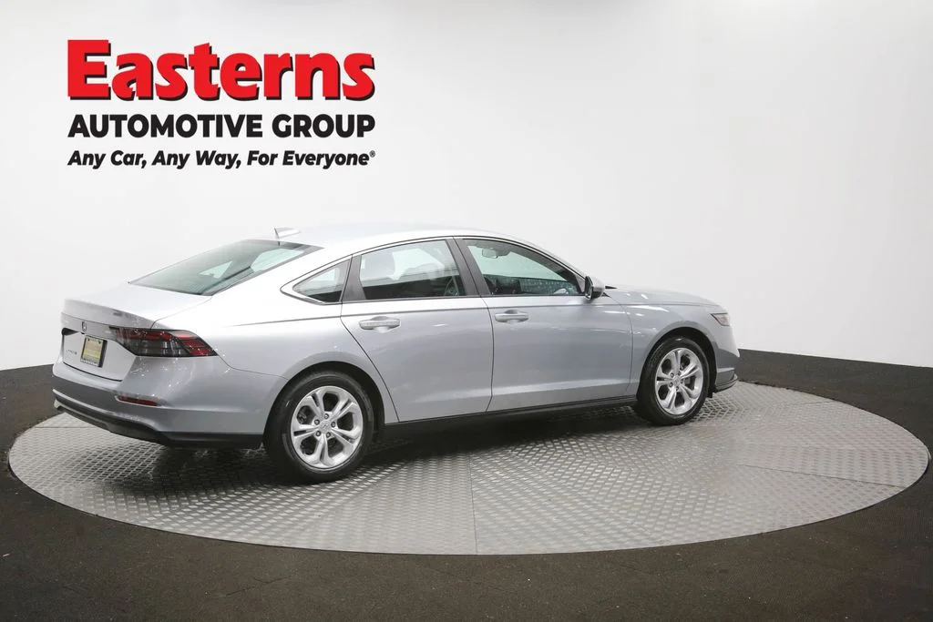Used 2025 Silver Honda LX image 41