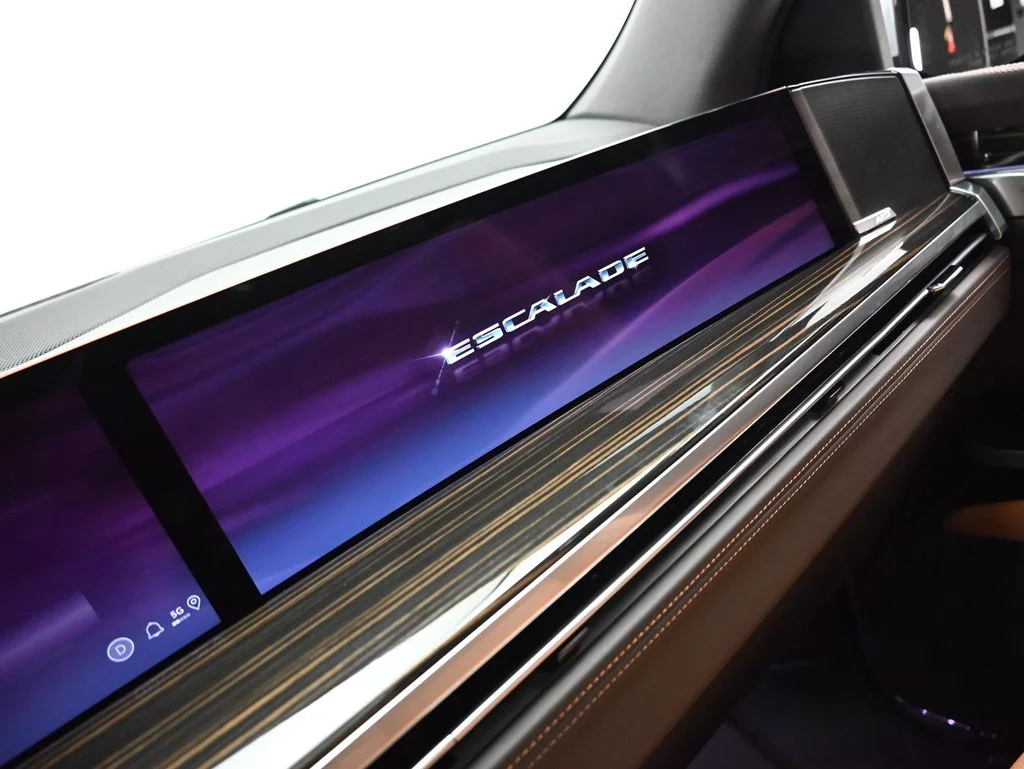 Used 2025 Silver Metallic Cadillac  image 30