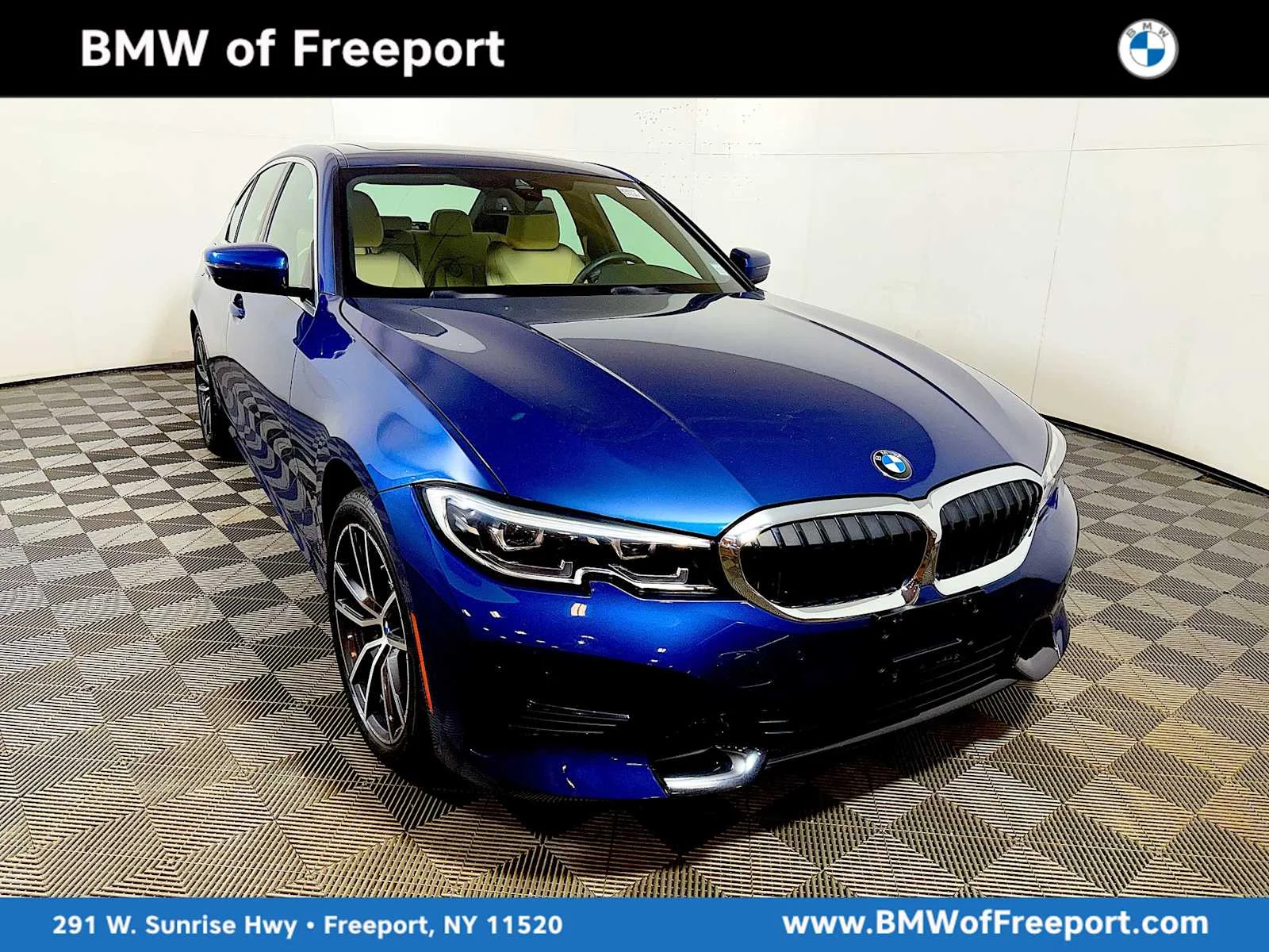 2022 BMW 3 Series 330i xDrive Sedan's photo