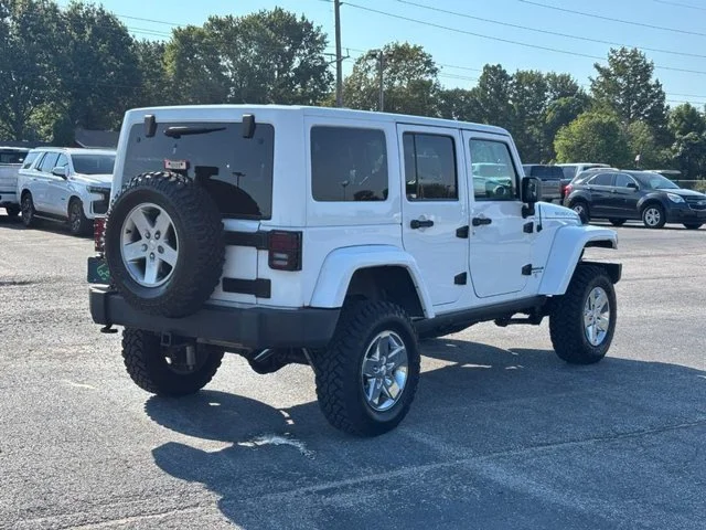 Used 2012 White Jeep Rubicon image 5