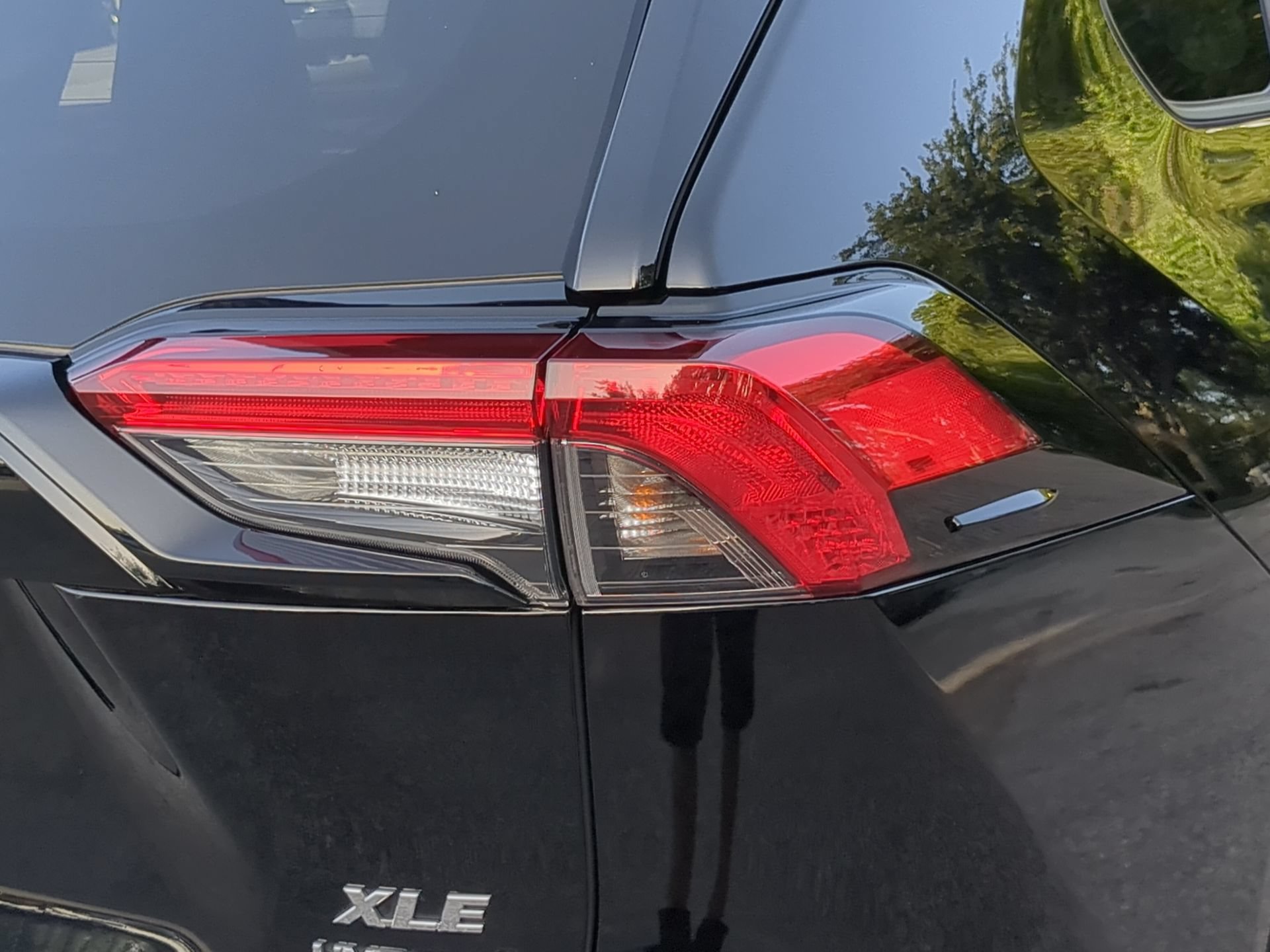 Used 2023 Midnight Black Metallic Toyota Hybrid XLE Premium image 44