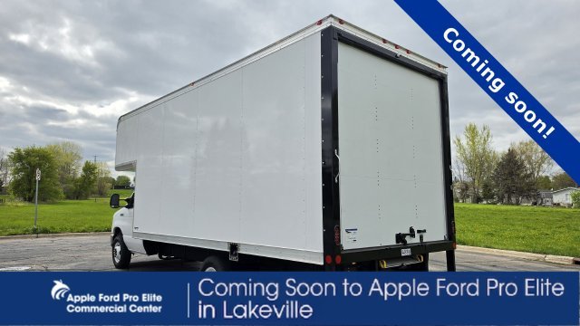 New 2027 Oxford White Ford Base image 5