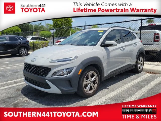 Used 2022 Silver Hyundai SEL image 1