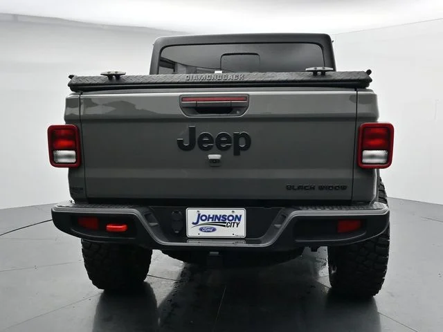 Used 2023 Gray Jeep Sport S image 6