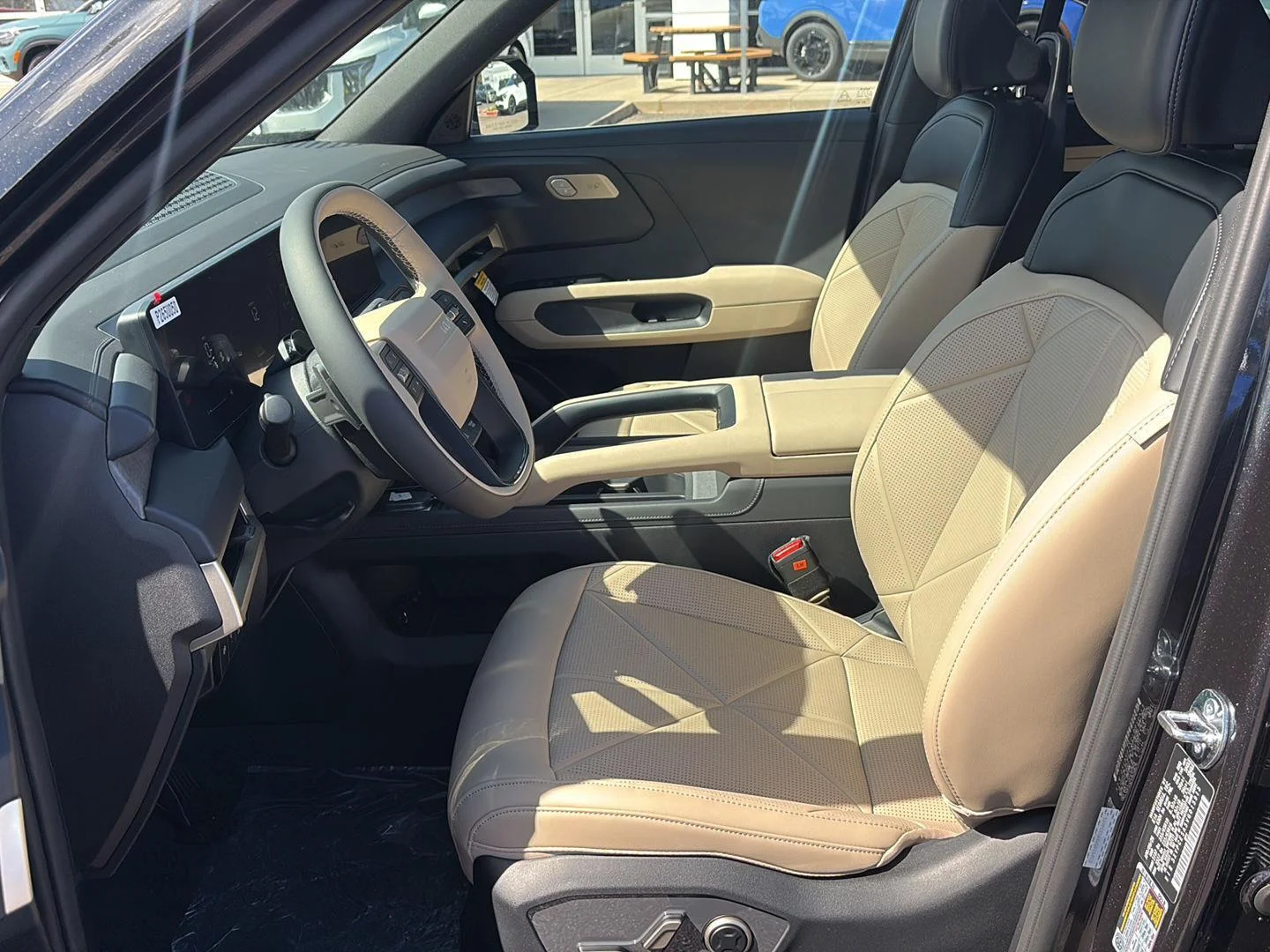 New 2027 Panthera Metal Kia EX image 8